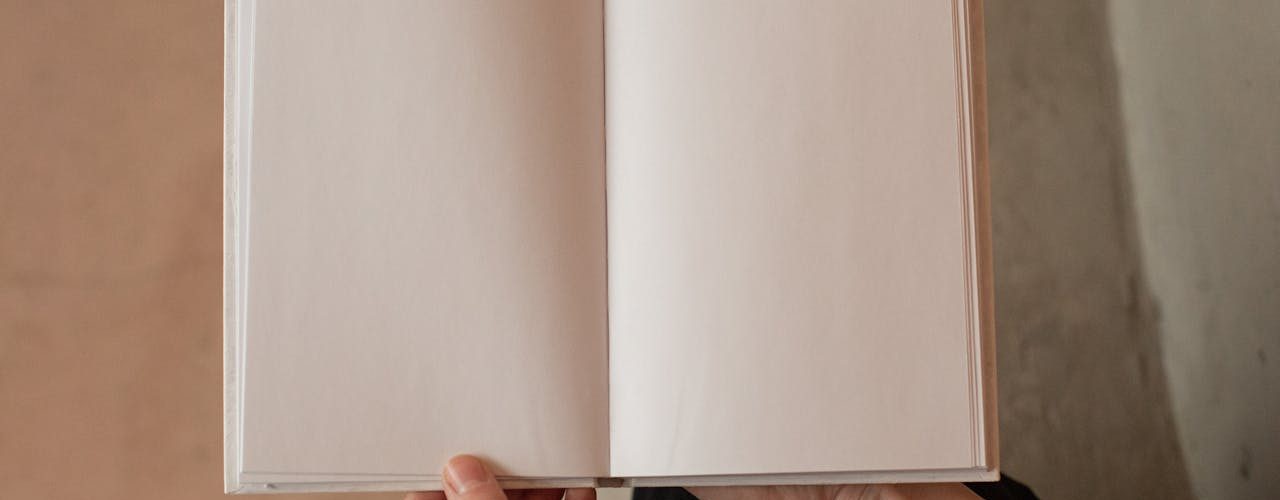 Alles over het vermogen van Hugo Kennis: succes, privéleven en bekendheid Alles over het vermogen van Hugo Kennis: succes, privéleven en bekendheid